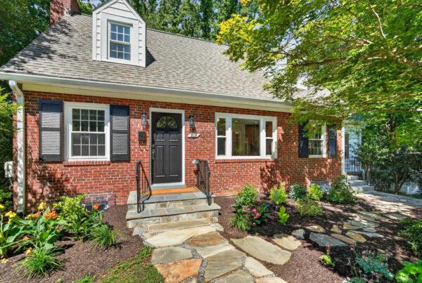 805 Ridge Pl Falls Church, VA 22046