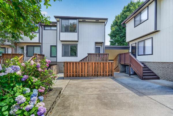 1707 Westwind Way #8 McLean, VA 22102